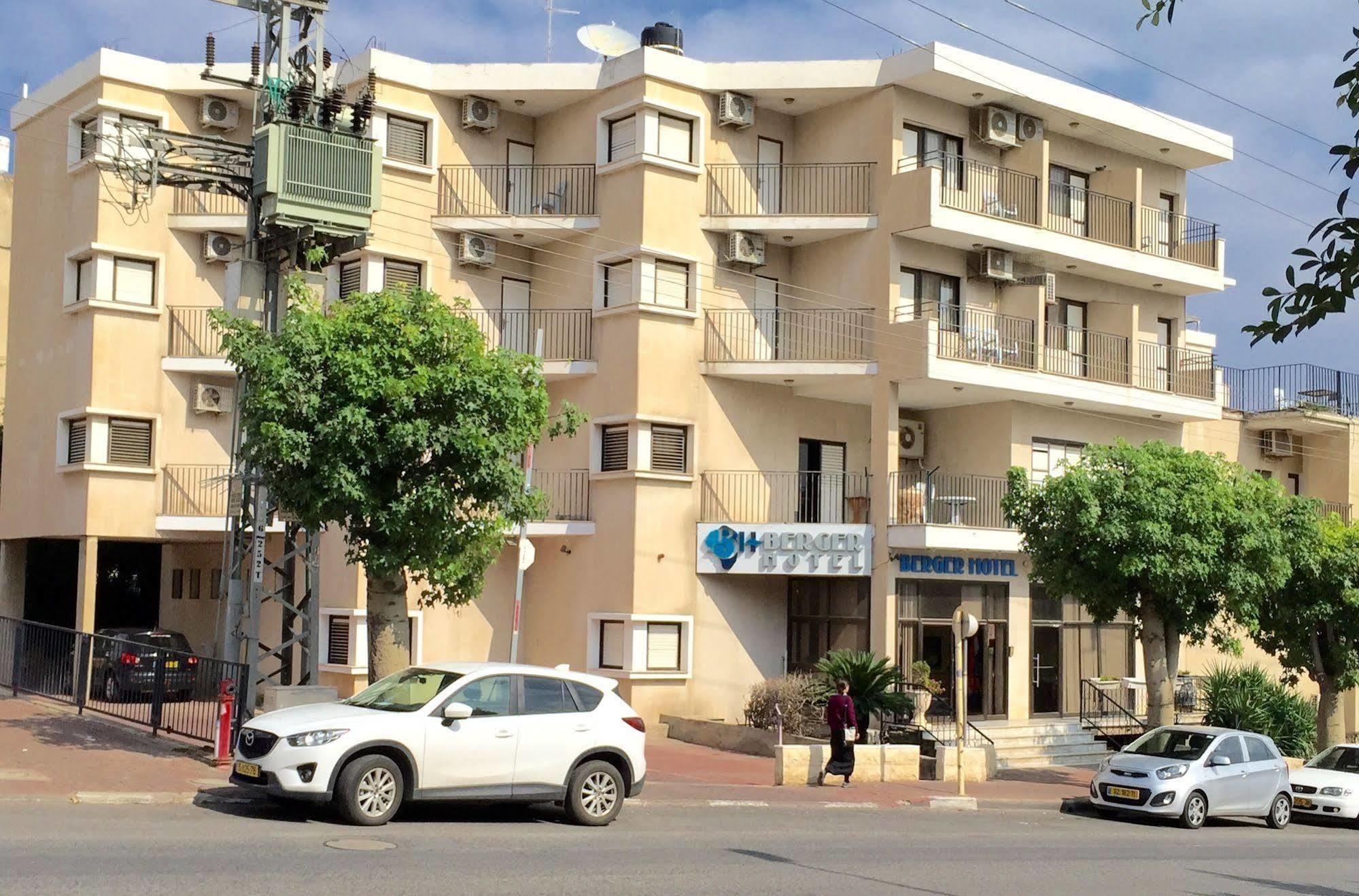 Berger Hotel Tiberias Exterior photo